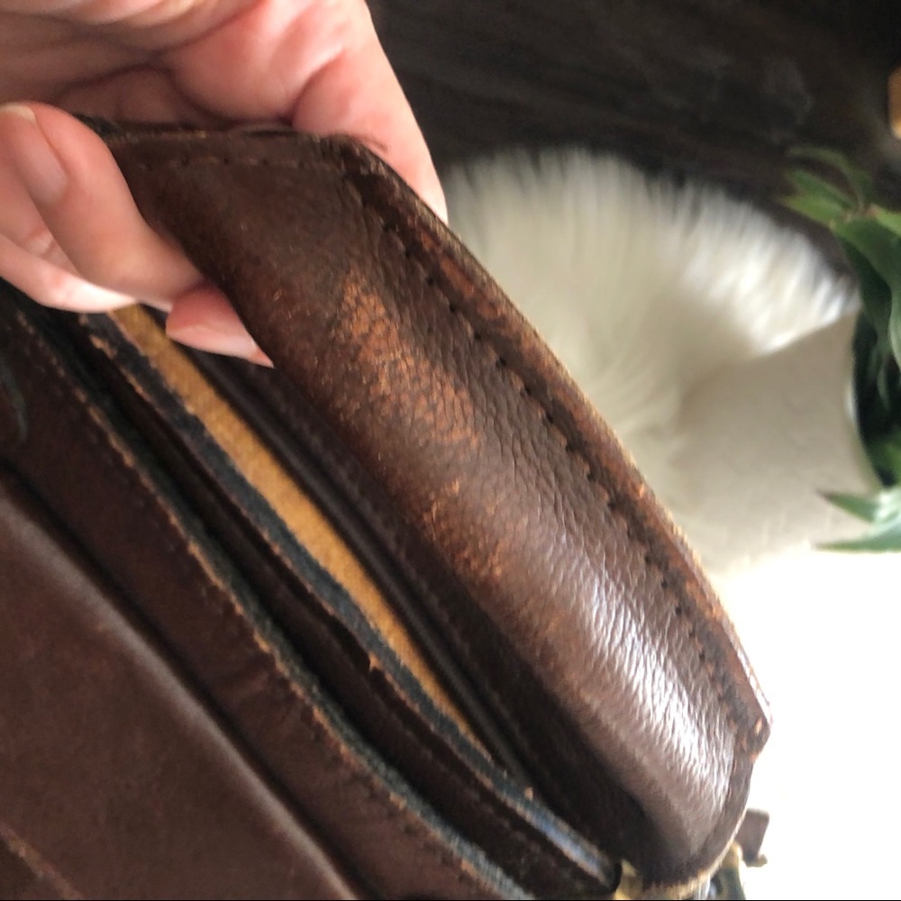 Vintage leather multiple pocket briefcases - Picture 7 of 7